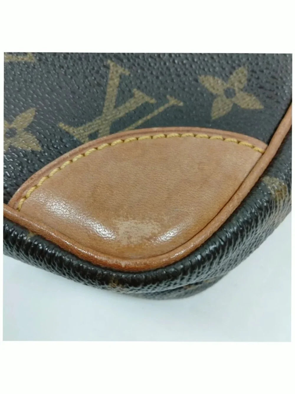 Authentic Louis Vuitton Trocadero 24 Monogram Canvas Crossbody Bag
